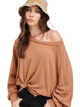 Load image into Gallery viewer, Pasco Slouchy Shirt- Ginger
